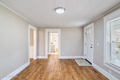 Tiny photo for 353 Lee Rd, Clinton, TN 37716 (MLS # 1330183)