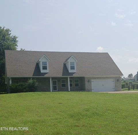 Photo of 2107 Double Branch Rd, Columbia, TN 38401 (MLS # 1355433)
