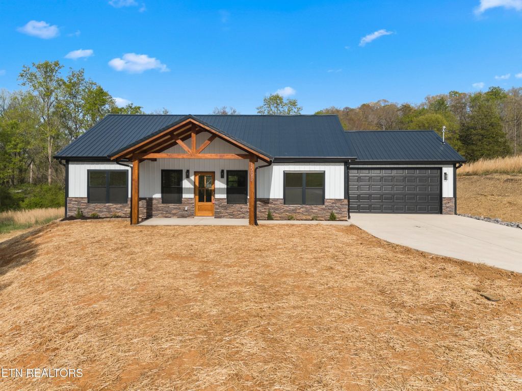 Photo of 1503 Tranquil Trail Rd, Newport, TN 37821 (MLS # 1336431)