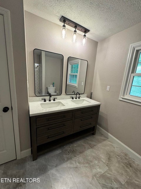 Tiny photo for 115 Red Oak Lane, New Tazewell, TN 37825 (MLS # 1360223)