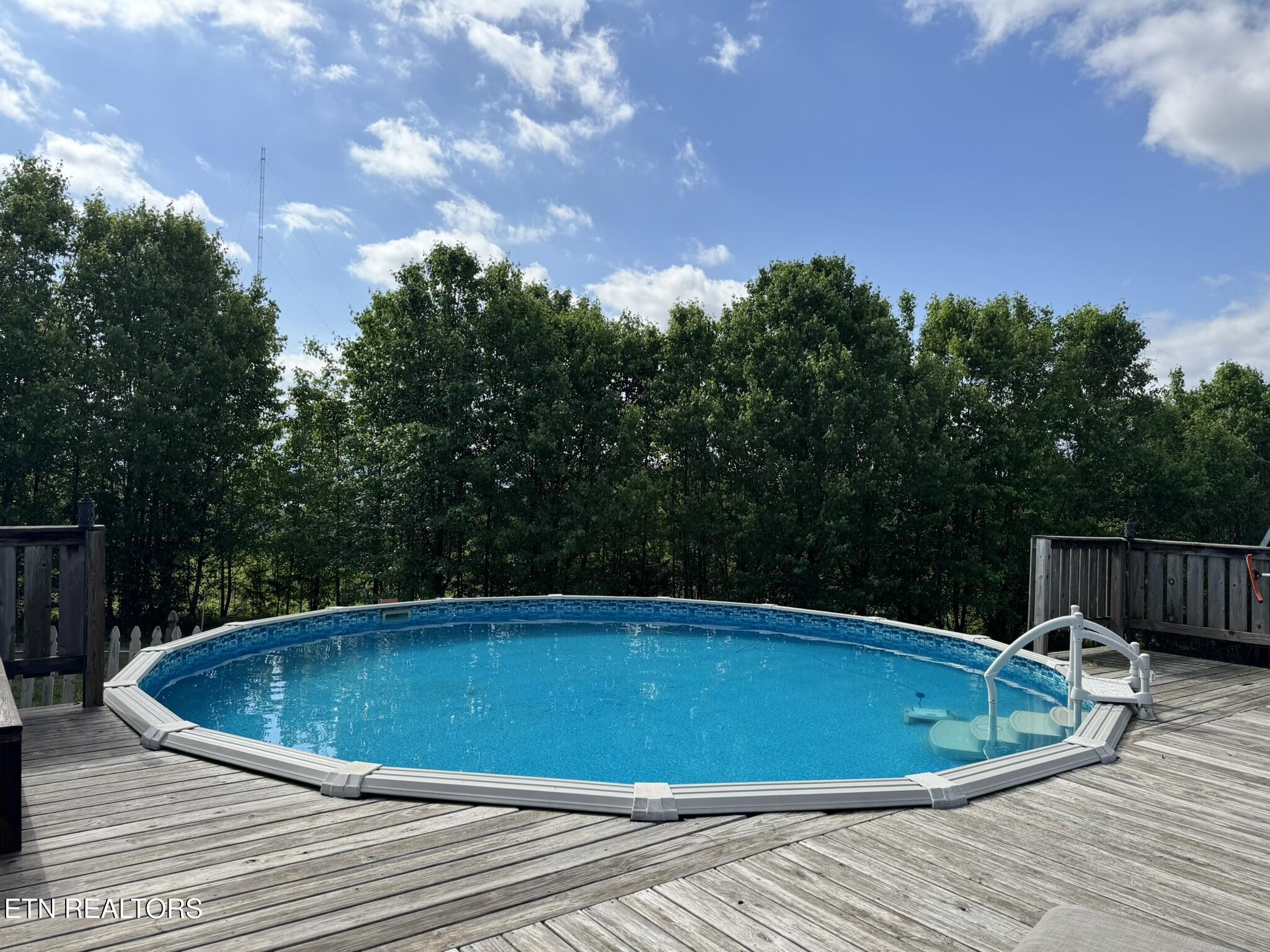 1533 Middlesettlements Rd