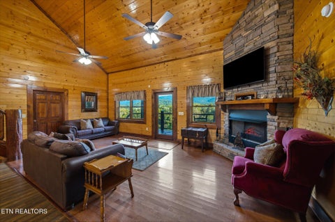 Tiny photo for 322 Mystical Creek Way, Cosby, TN 37722 (MLS # 1355401)