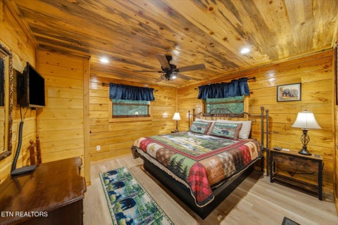 Tiny photo for 322 Mystical Creek Way, Cosby, TN 37722 (MLS # 1355401)
