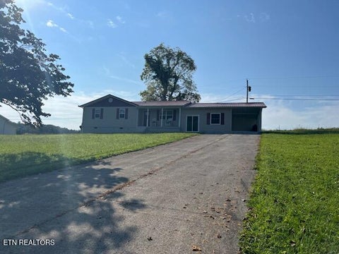 Tiny photo for 311 Sandy Hill Circle, LaFollette, TN 37766 (MLS # 1353780)
