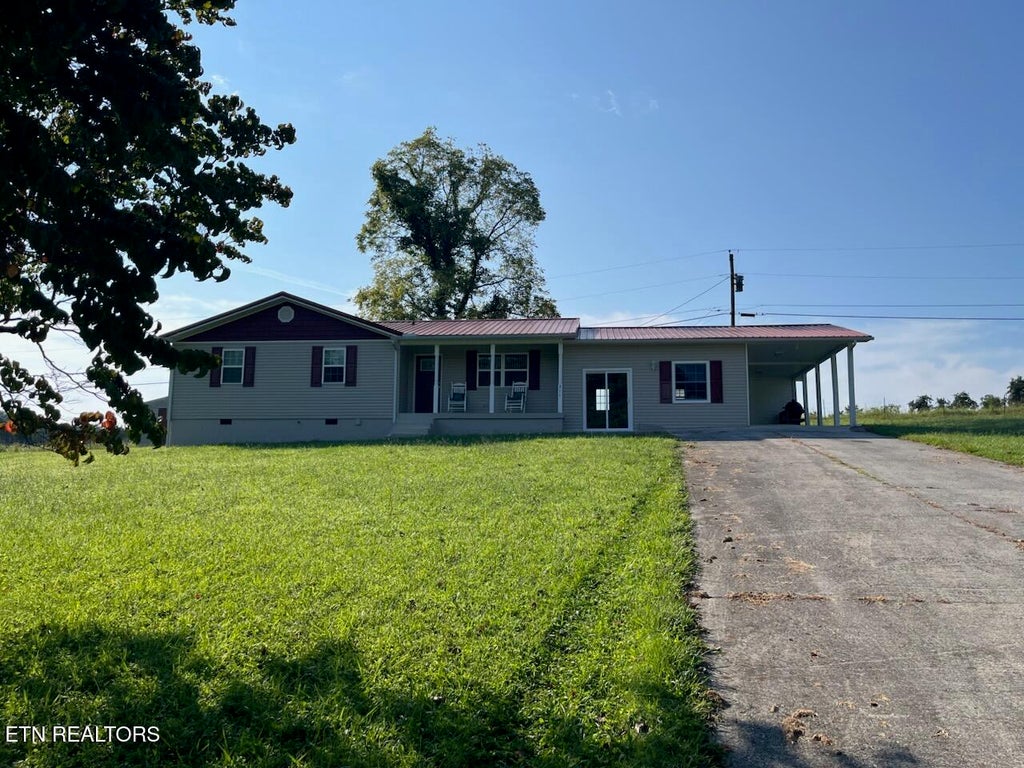 Photo of 311 Sandy Hill Circle, LaFollette, TN 37766 (MLS # 1353780)