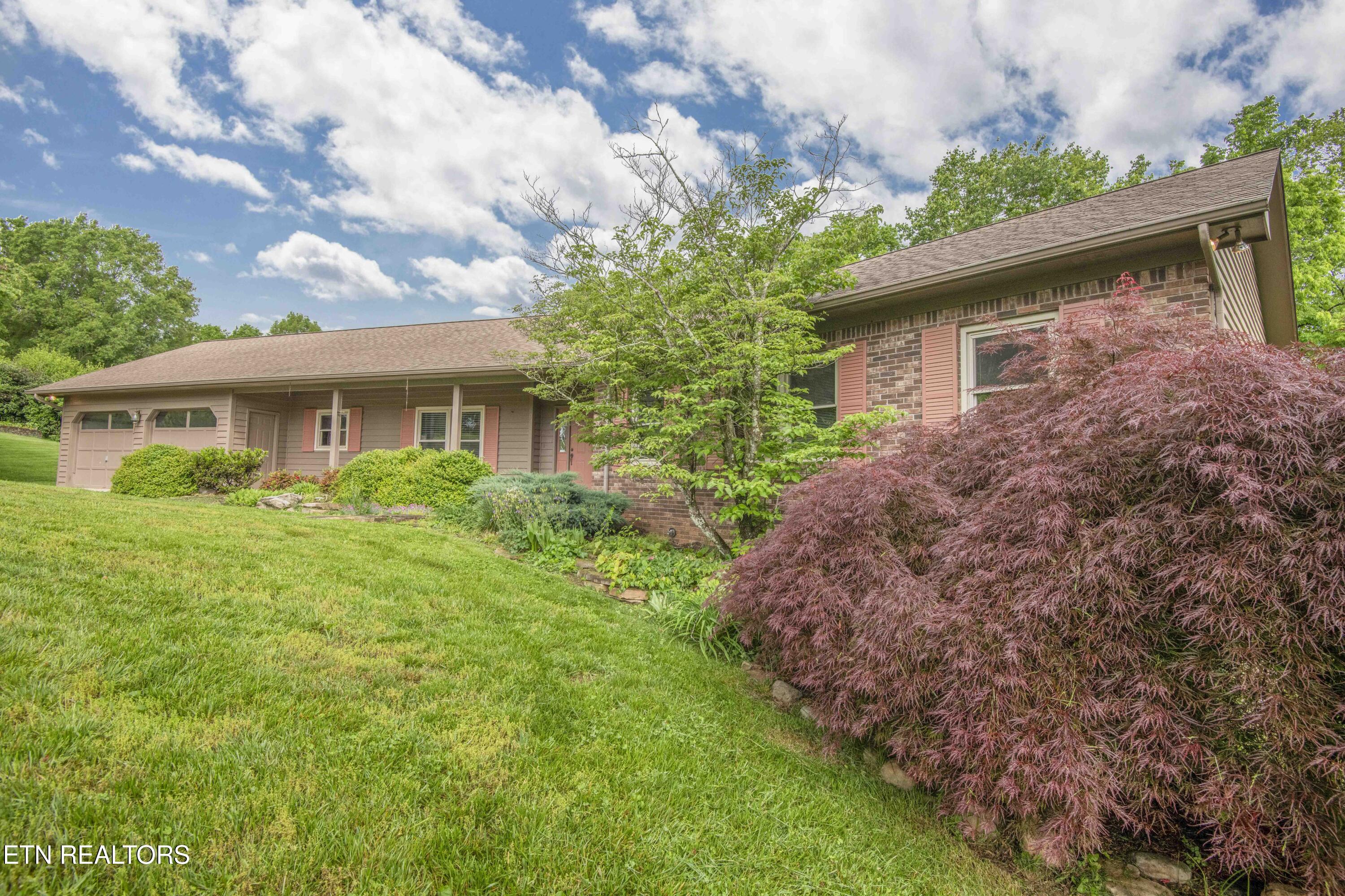 103 Farmington Place
