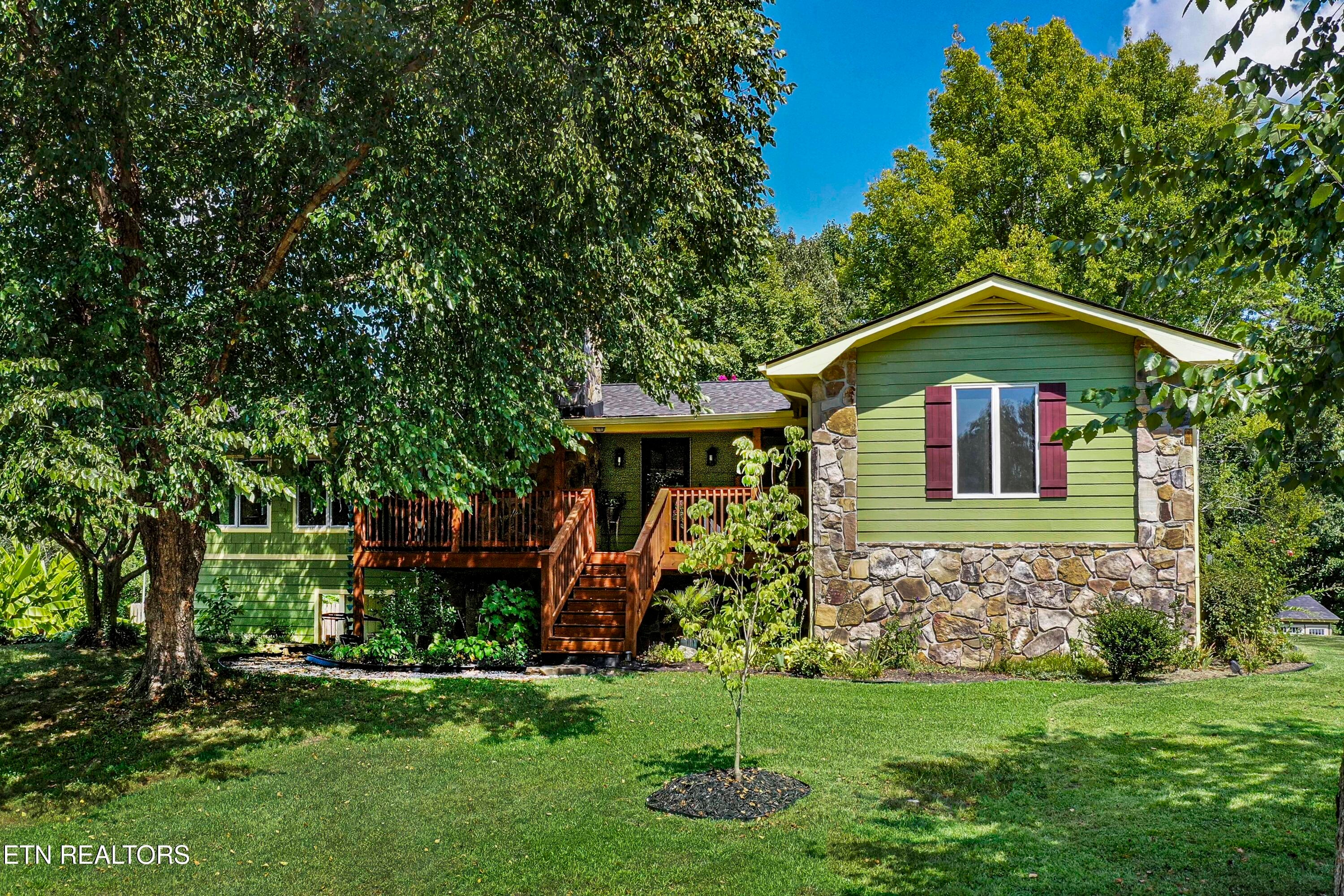 27920 Hines Valley Rd
