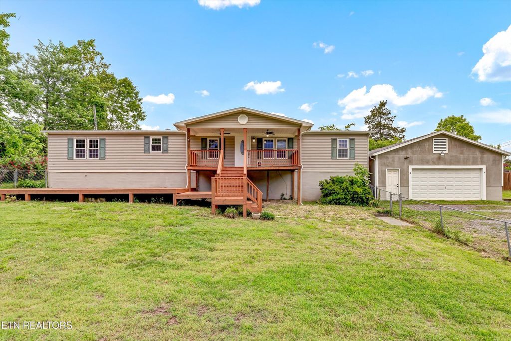 Photo of 102 2nd St, Corryton, TN 37721 (MLS # 1289415)