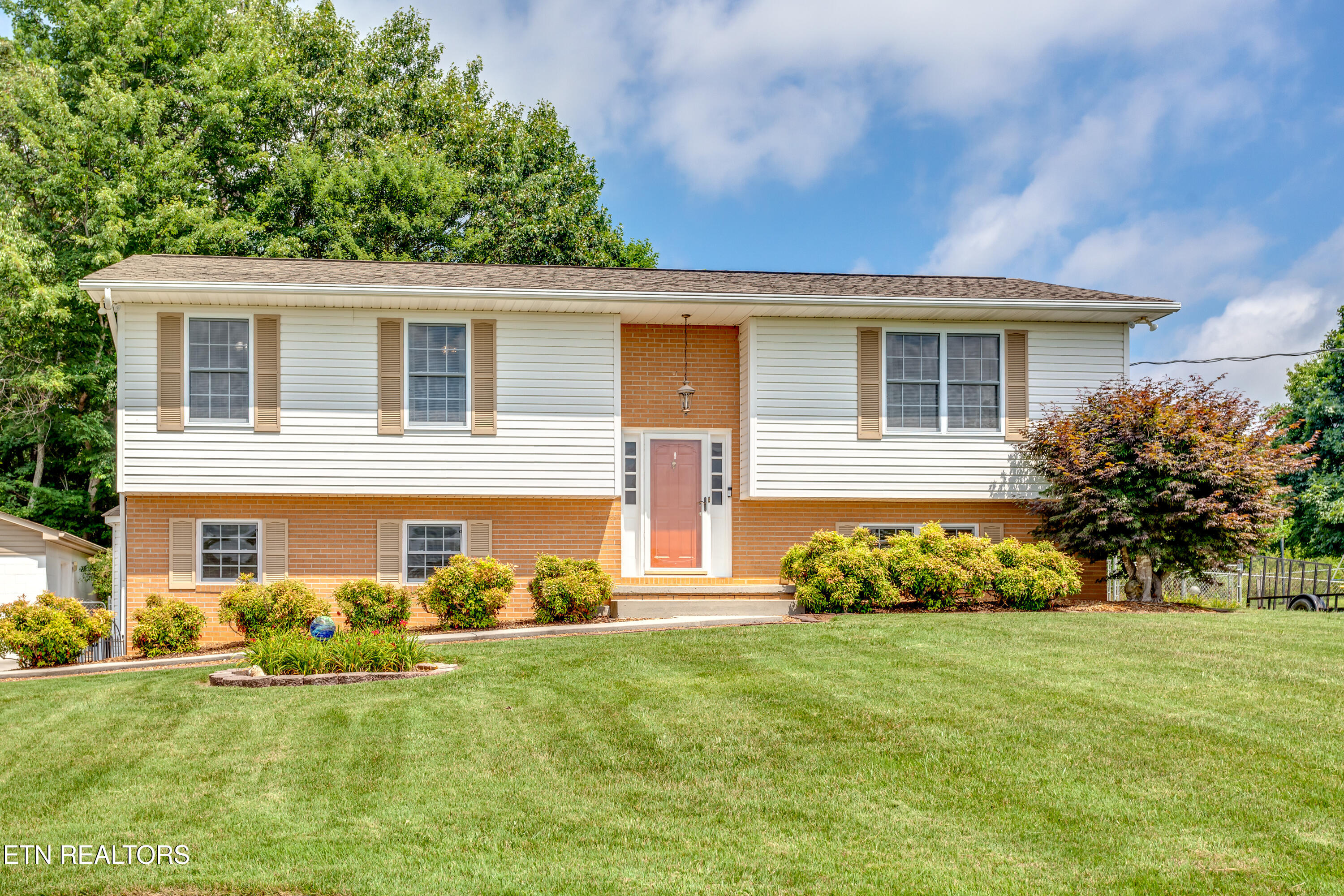 142 Highland Drive 130/131