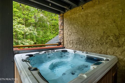 Tiny photo for 2619 Bear Crossing Way, Sevierville, TN 37862 (MLS # 1324766)