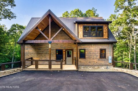 4224 Mountain Rest Way Sevierville TN 37876
