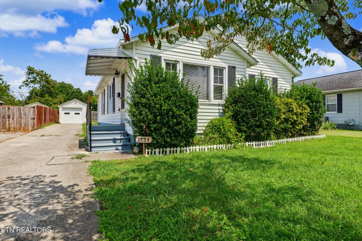 Photo 1 of 36 — 1534 Boyle St, Alcoa, TN 37701