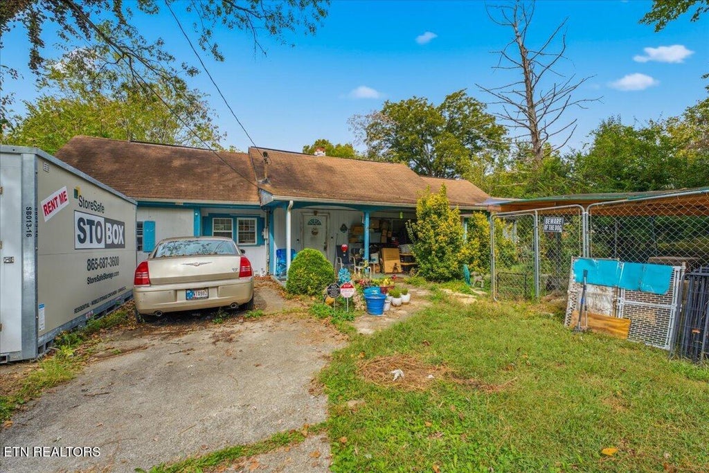 Photo of 4155 Sevierville Rd, Maryville, TN 37804 (MLS # 1357867)