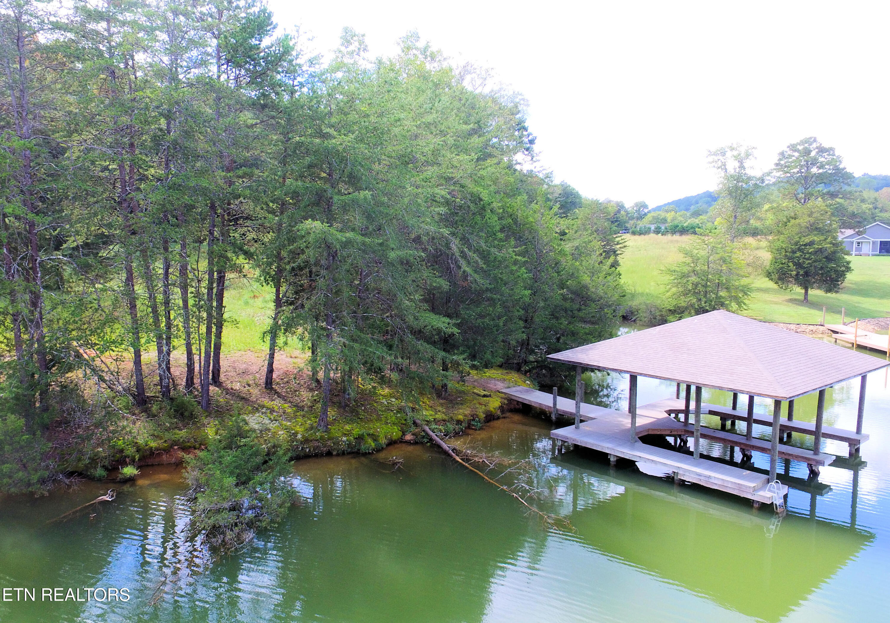 2050 E Bat Creek Rd
