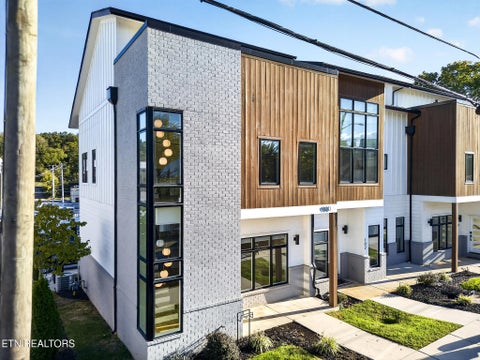 Tiny photo for 900 Phillips Ave #103, Knoxville, TN 37920 (MLS # 1357201)