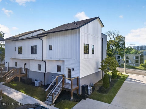 Tiny photo for 900 Phillips Ave #103, Knoxville, TN 37920 (MLS # 1357201)