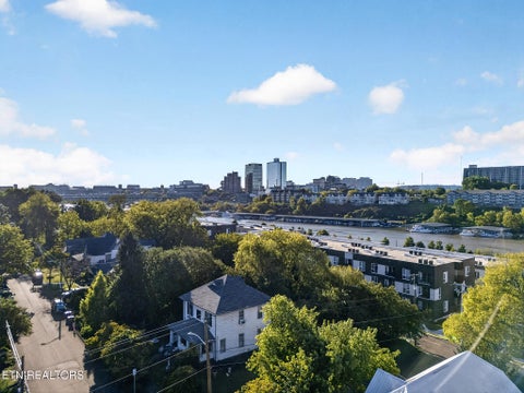 Tiny photo for 900 Phillips Ave #103, Knoxville, TN 37920 (MLS # 1357201)