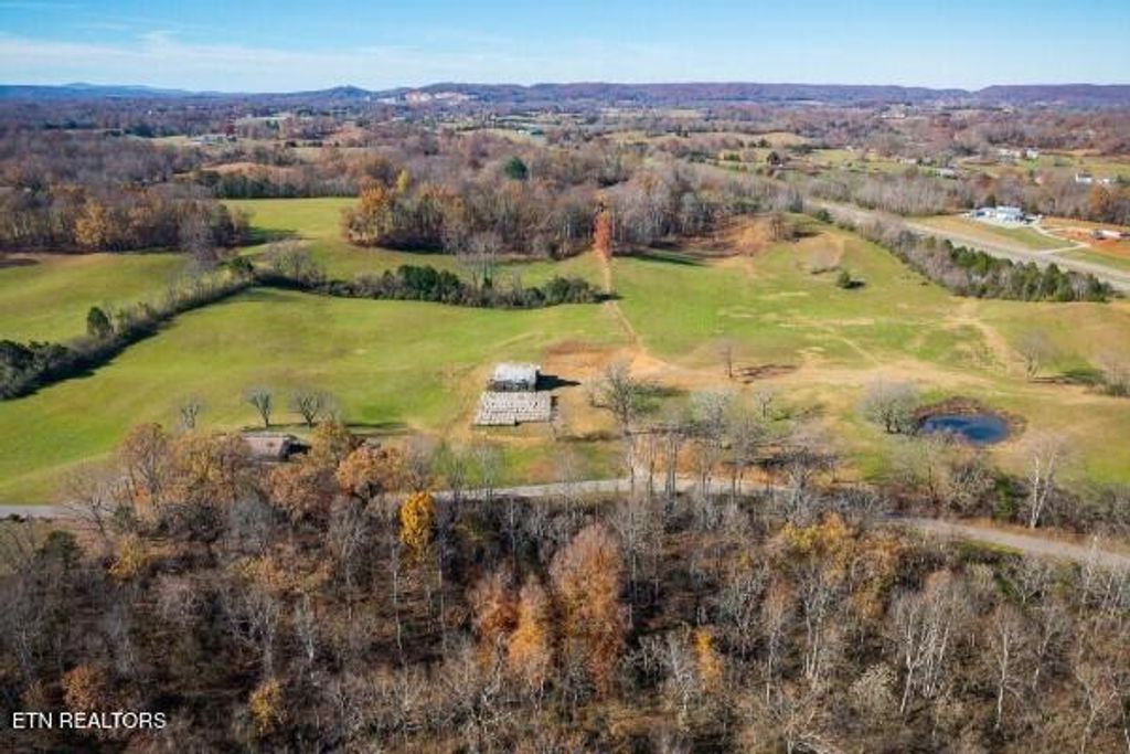 Photo of 3358 East Bethlehem Rd, Sparta, TN 38583 (MLS # 1322531)