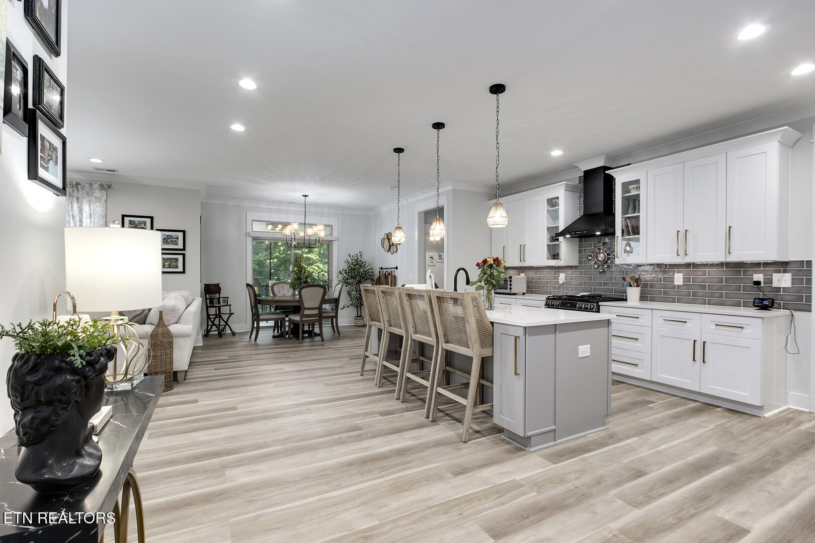 239 Chuniloti Way