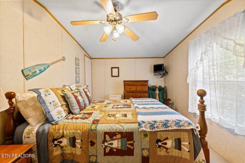 Tiny photo for 1547 Alder Springs Rd, LaFollette, TN 37766 (MLS # 1359453)