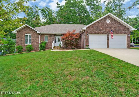 12 Chelteham Lane Crossville TN 38558