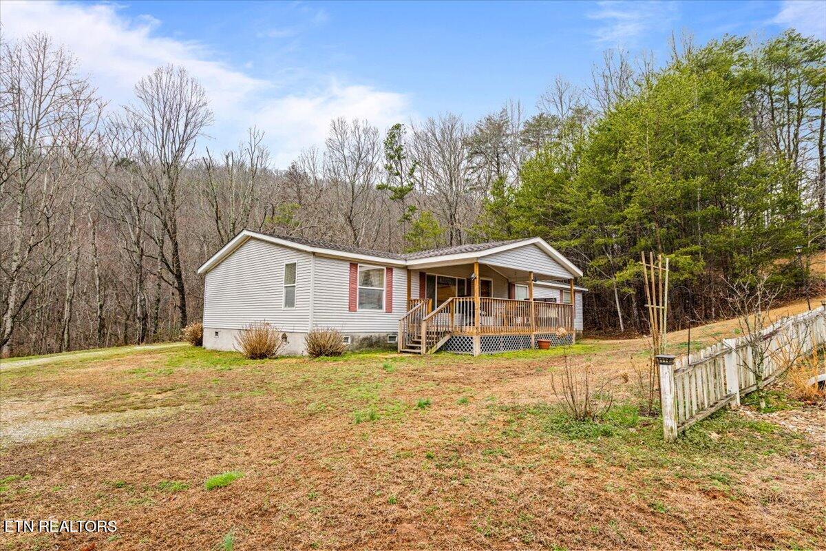 223 White Lane