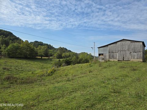 E PUMPKIN VALLEY Rd Eidson TN 37731