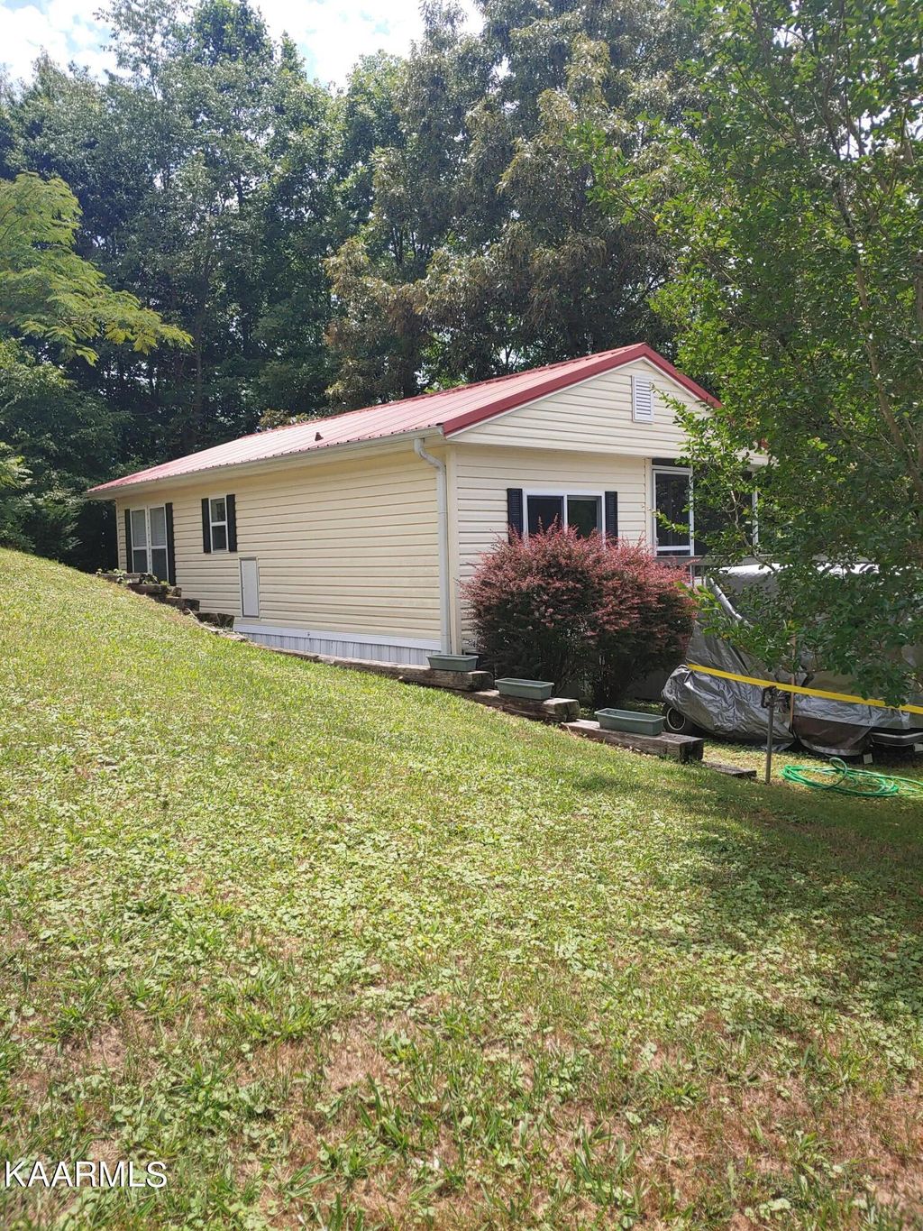 Photo of 814 Peacock Ridge Drive, Townsend, TN 37882 (MLS # 1224535)