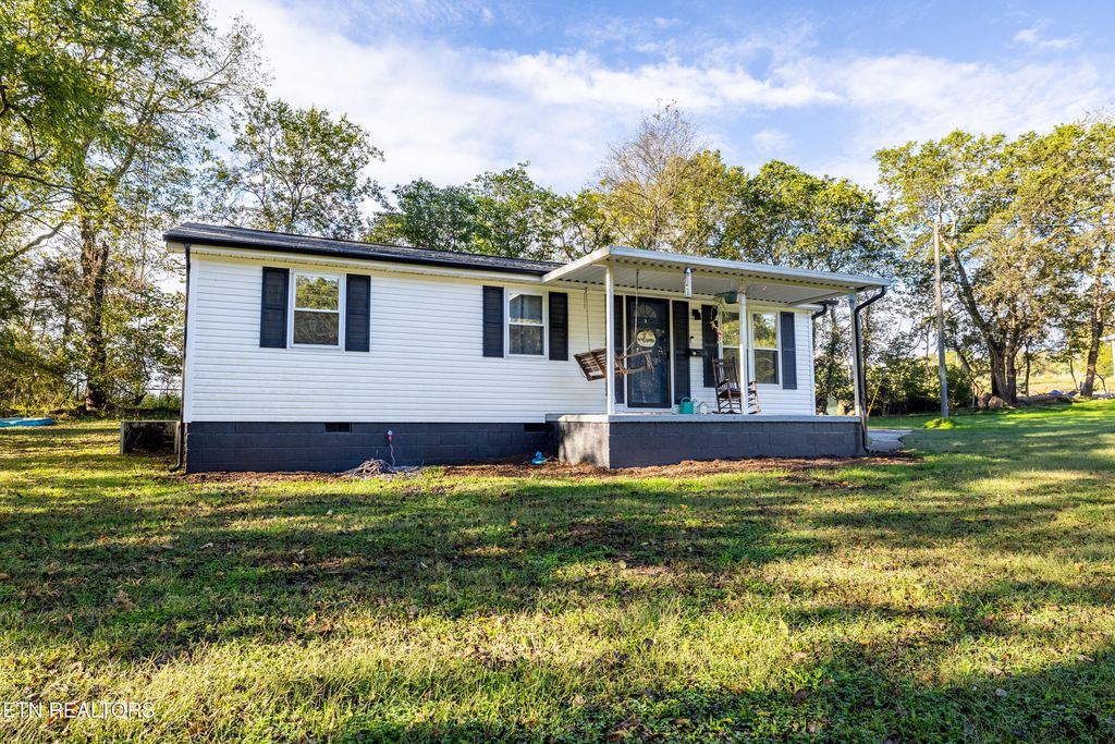 Photo of 8722 Mascot Rd, Knoxville, TN 37924 (MLS # 1317185)