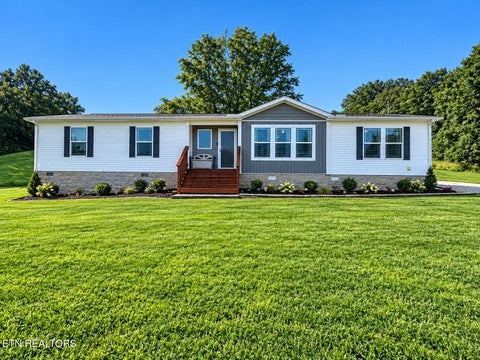 Photo of 702 N Kingston Ave, Rockwood, TN 37854 (MLS # 1354539)