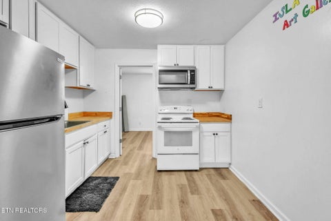 Tiny photo for 412 Watagua Drive Drive, Knoxville, TN 37918 (MLS # 1323862)
