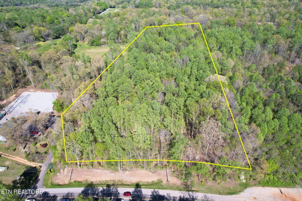 Photo of 0 N Highway 321, Lenoir City, TN 37771 (MLS # 1298664)