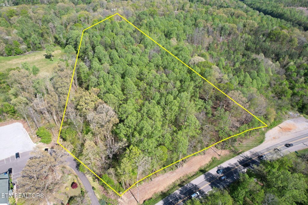 Photo of 0 N Highway 321, Lenoir City, TN 37771 (MLS # 1298664)