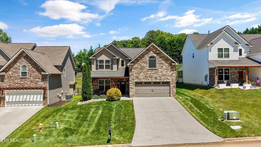 Photo of 1218 Peake Lane, Knoxville, TN 37922 (MLS # 1345454)