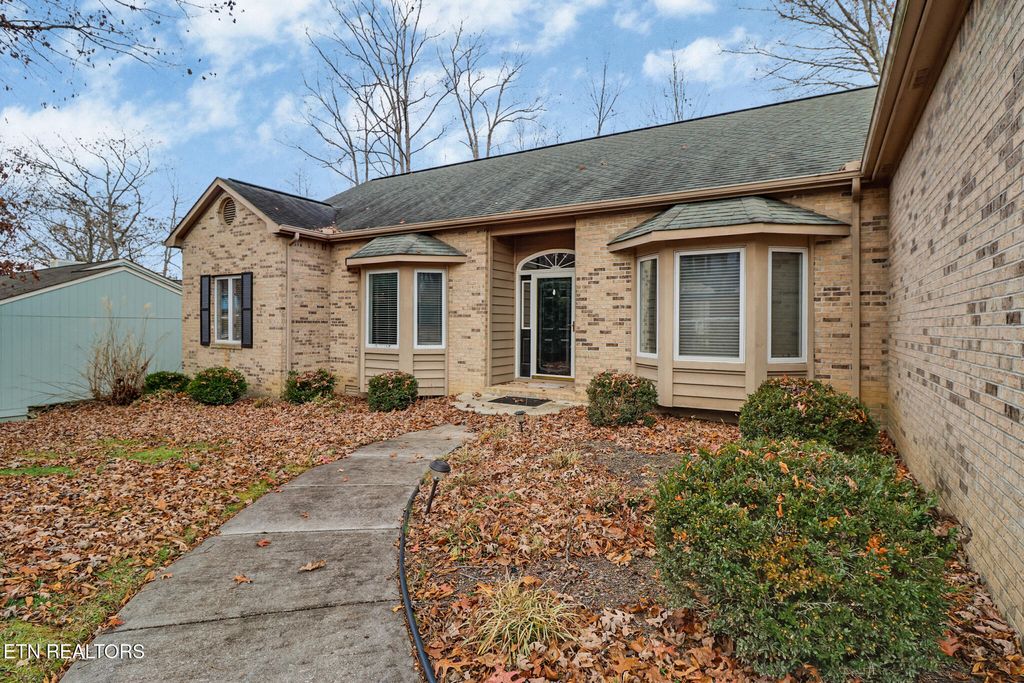 Photo of 129 Shore Lane, Crossville, TN 38558 (MLS # 1322832)