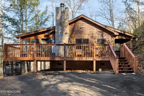 4320 Carolina Cove Way Pigeon Forge TN 37863
