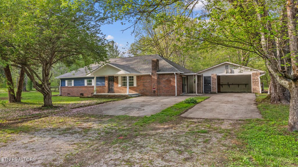 Photo of 114 Clare Lane, Wartburg, TN 37887 (MLS # 1299191)