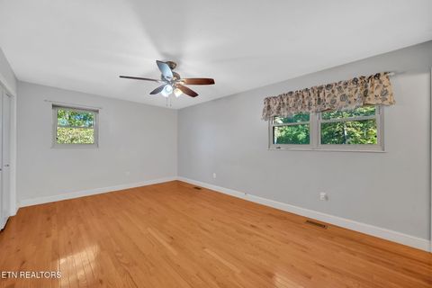 Tiny photo for 947 Lawnville Rd, Kingston, TN 37763 (MLS # 1318865)