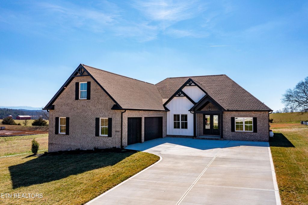 Photo of 1009 Herbert Drive, Greenback, TN 37742 (MLS # 1286515)