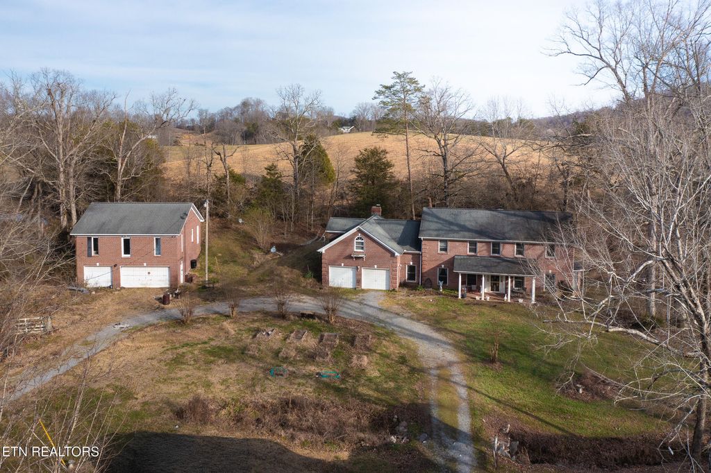 Photo of 121 Watson Circle, Clinton, TN 37716 (MLS # 1325588)