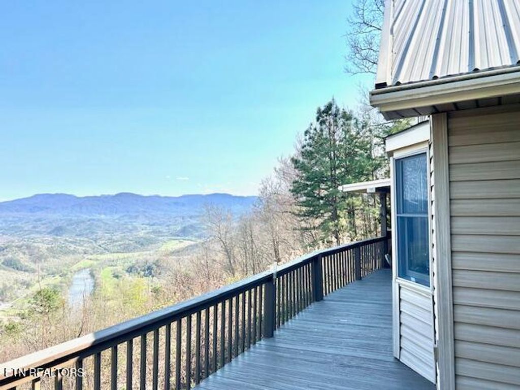 Photo of 5987 Hopi Way, Del Rio, TN 37727 (MLS # 1337963)