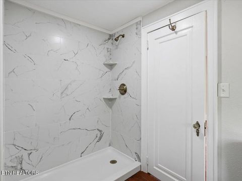 Tiny photo for 814 E Jefferson St, Jefferson City, TN 37760 (MLS # 1343108)