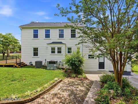 Tiny photo for 814 E Jefferson St, Jefferson City, TN 37760 (MLS # 1343108)