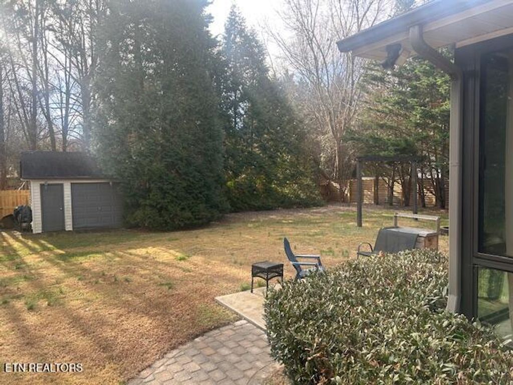 Photo of 1836 Westcliff Drive, Maryville, TN 37803 (MLS # 1329747)