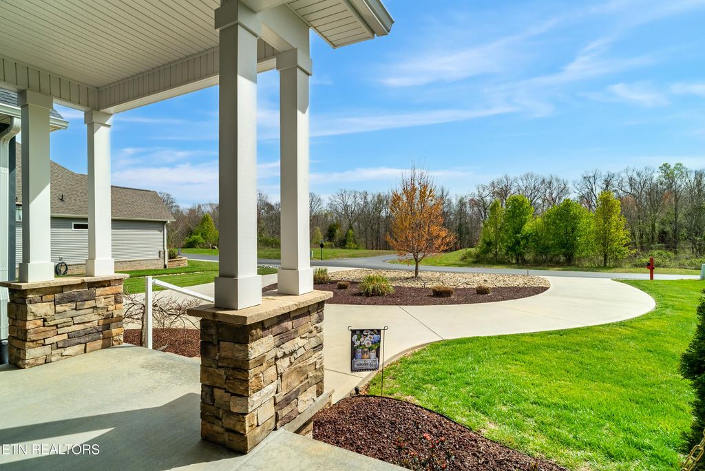 Photo of 210 Walelu Tr, Vonore, TN 37885 (MLS # 1327717)