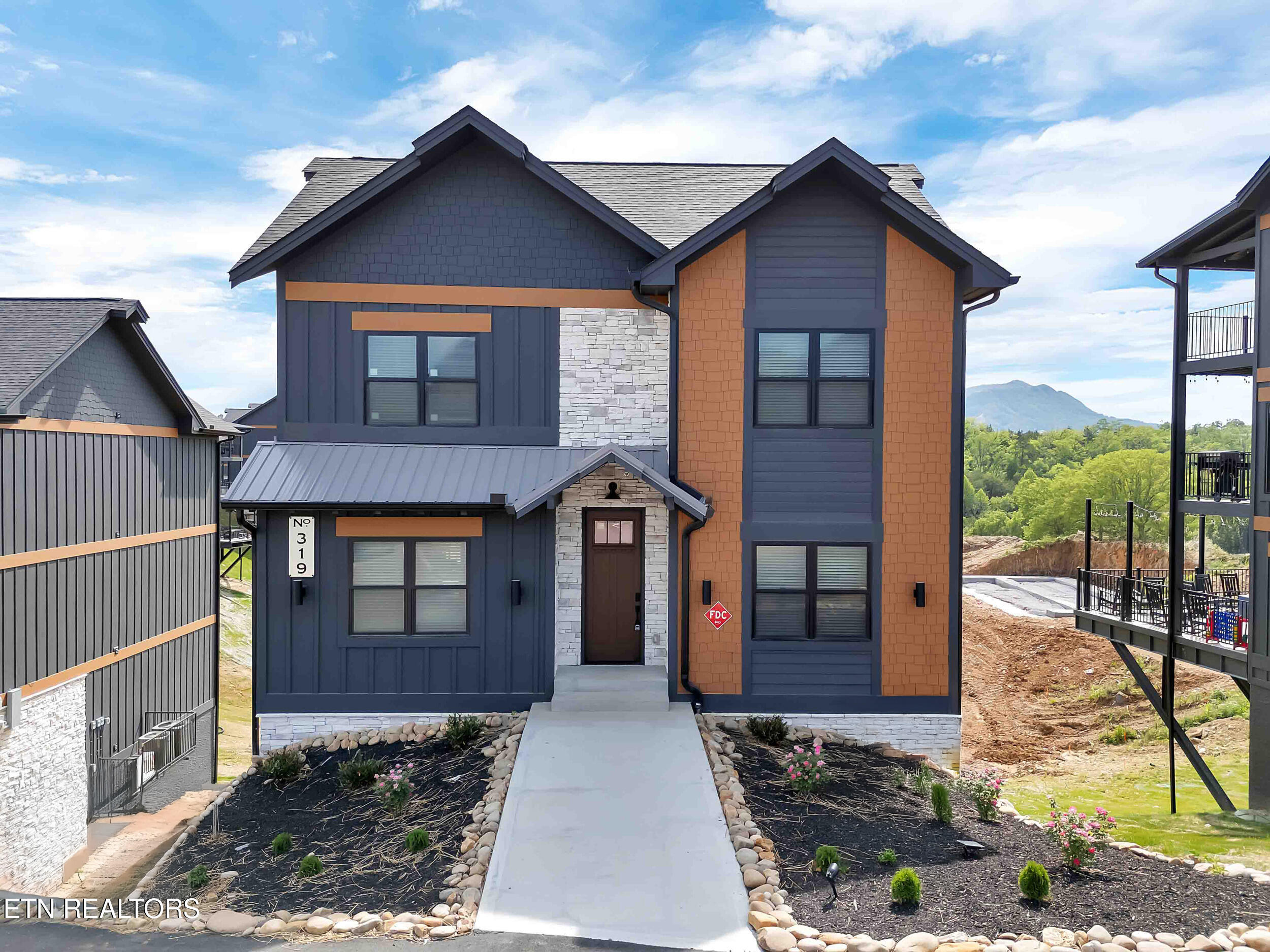 319 Rambling Creek Way LOT121R