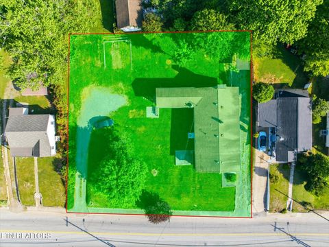Tiny photo for 924 E Madison Ave, Athens, TN 37303 (MLS # 1342072)