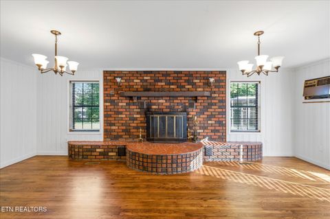 Tiny photo for 924 E Madison Ave, Athens, TN 37303 (MLS # 1342072)