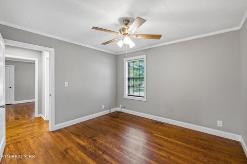 Tiny photo for 924 E Madison Ave, Athens, TN 37303 (MLS # 1342072)
