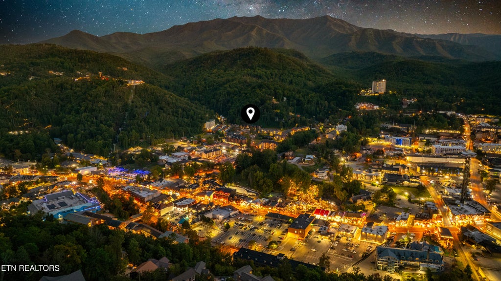 Photo of 215 Circle Drive #3, Gatlinburg, TN 37738 (MLS # 1356212)
